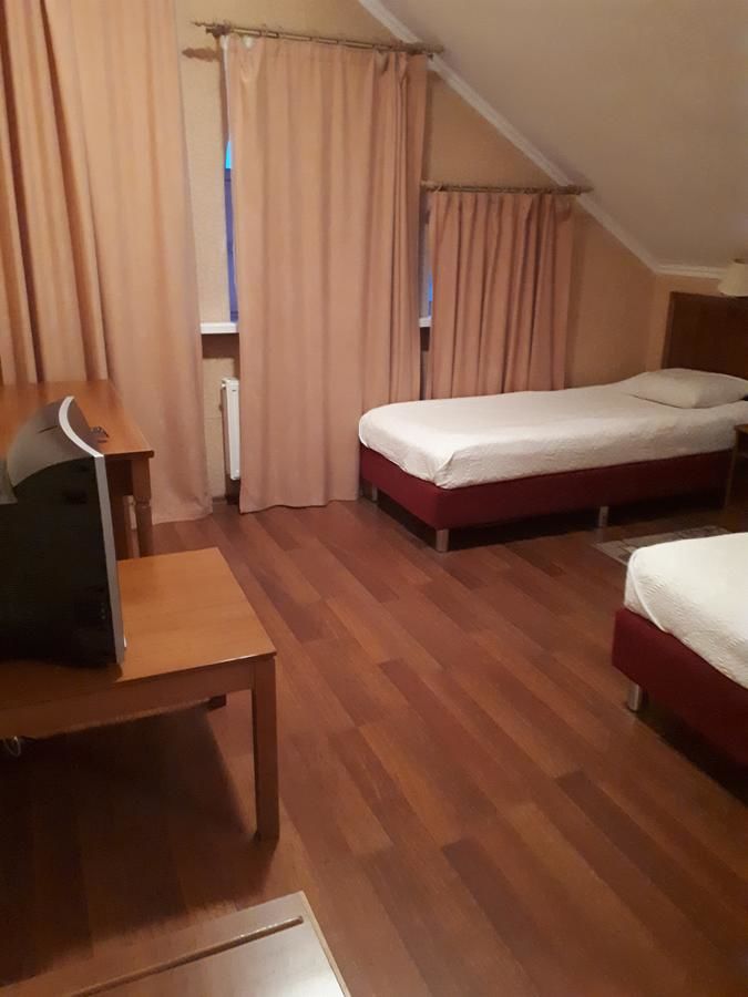 Отель Hotel Star Chornobayivka